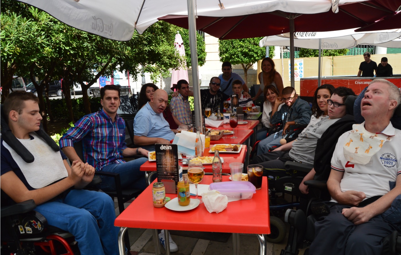 La UED participó en la paella solidaria a beneficio de Aspace Jaén