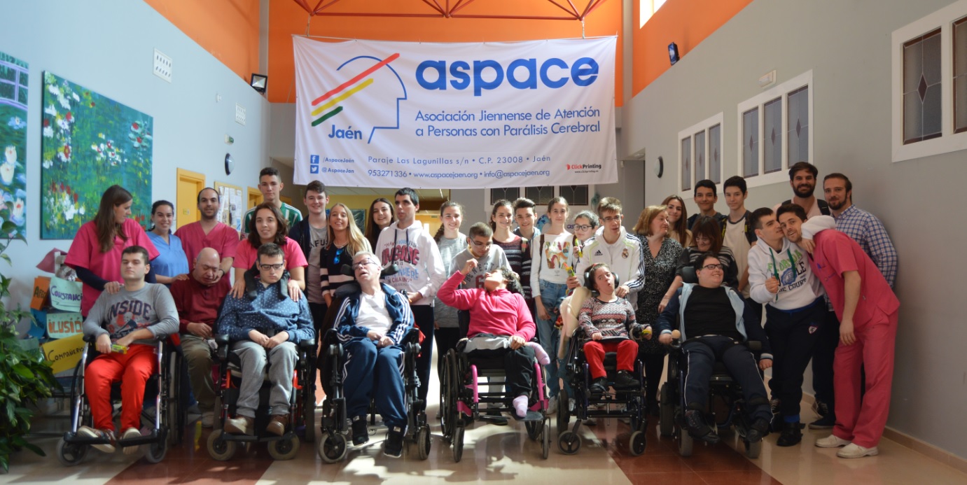 Alumnos de la Fundación Educación Alternativa 1826 visitan Aspace Jaén