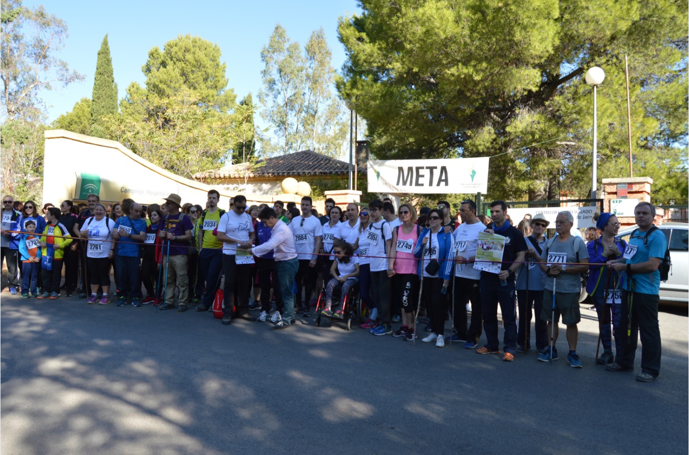 Los jiennenses apuestan por la II Ruta de senderismo solidaria “Salud y Paz”