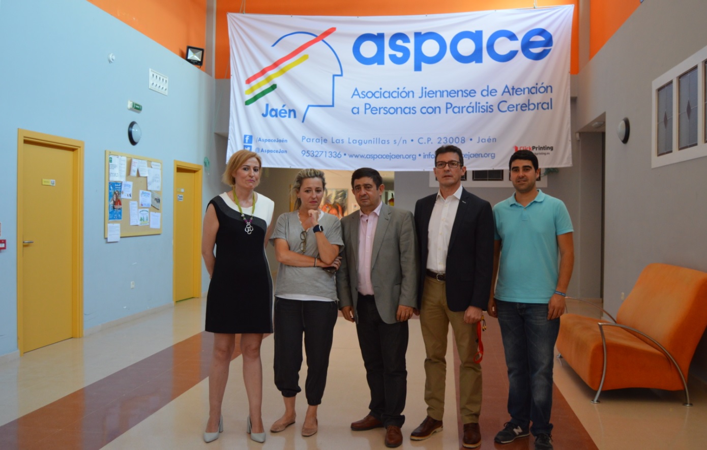 Francisco Reyes visita las instalaciones de Aspace Jaén