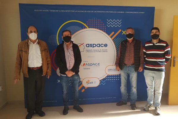 La Asociación Plataforma Jubilados por Jaén conocen nuestro Centro