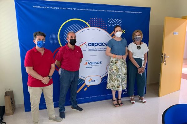 La delegada de Turismo, Marián Adán realiza una visita a nuestro Centro