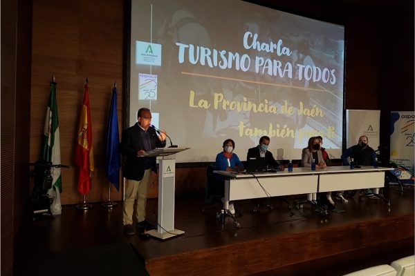 ASPACE Jaén lleva a cabo una charla donde aborda el turismo accesible