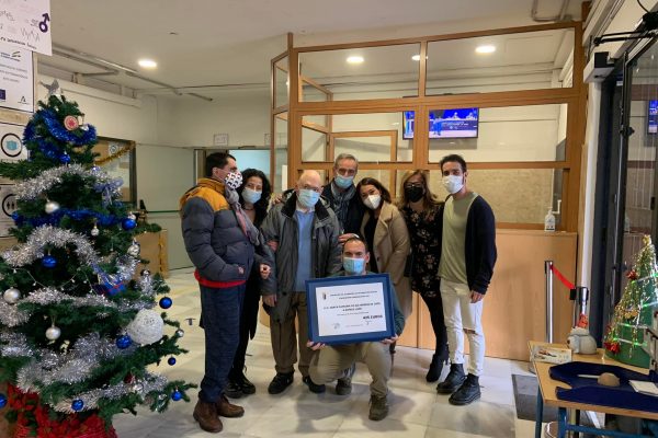 Donación del IES Santa Catalina de Alejandría a ASPACE