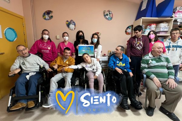 Raquel López y Yolanda Cuevas en “Siento como tú”