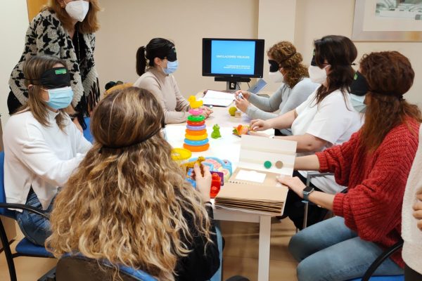 Encuentro entre el CAIT ASPACE Jaén con profesionales de la ONCE