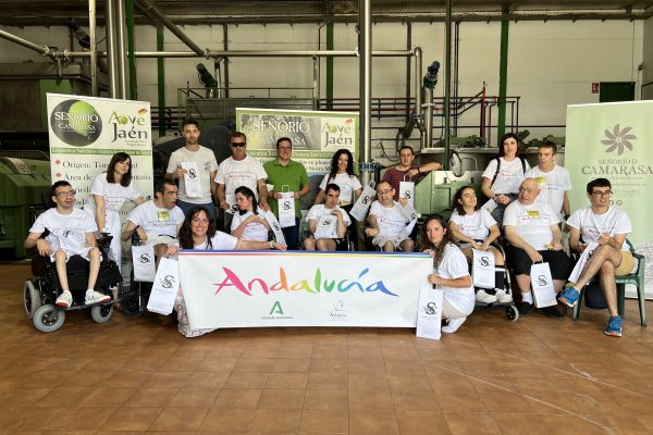 Conocemos el mundo del aceite a través de la SCA Santa Isabel de Torres