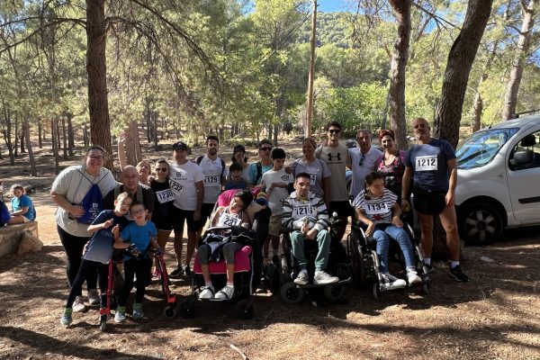 300 senderistas se unen en la IV Ruta Senderista “Salud y Paz”