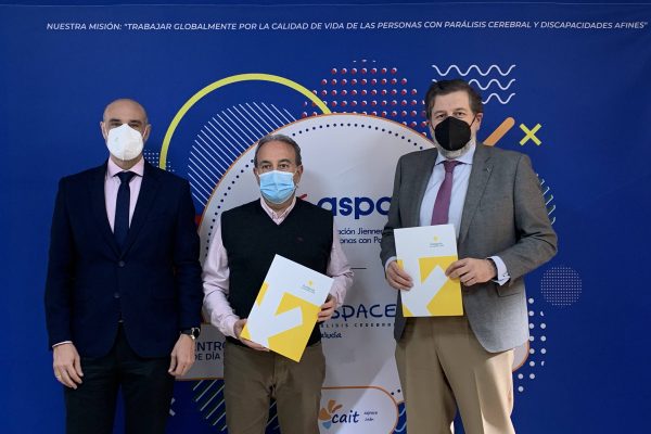 Arreglo de la piscina terapeútica gracias a la Fundación Caja Rural de Jaén