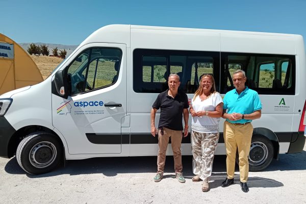 Nuevo vehículo adaptado a través de la Consejería de Igualdad de la Junta de Andalucía.
