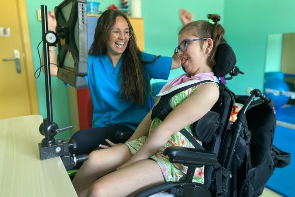 El proyecto “Lo que mis ojos cuentan” ha sido seleccionado por la Fundación Oleícola Jaén para su  IV Cena Solidaria