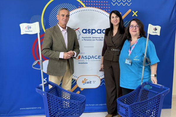 Carrefour dona dos carritos para nuestro CAIT